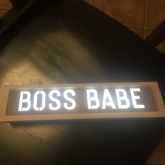 COPY - LED Boss Babe Light box office decor - Picture 1 of 7